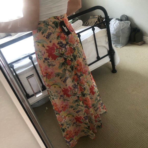 High waisted maxi floral skirt - Picture 3 of 9